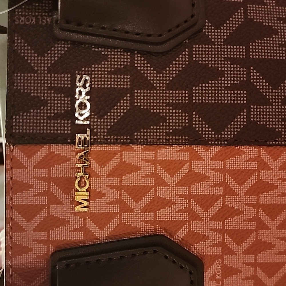 Michael Kors Two-Tone Dark Burgundy and Mauve mini crossbody satchel.  NWT - Picture 6 of 8